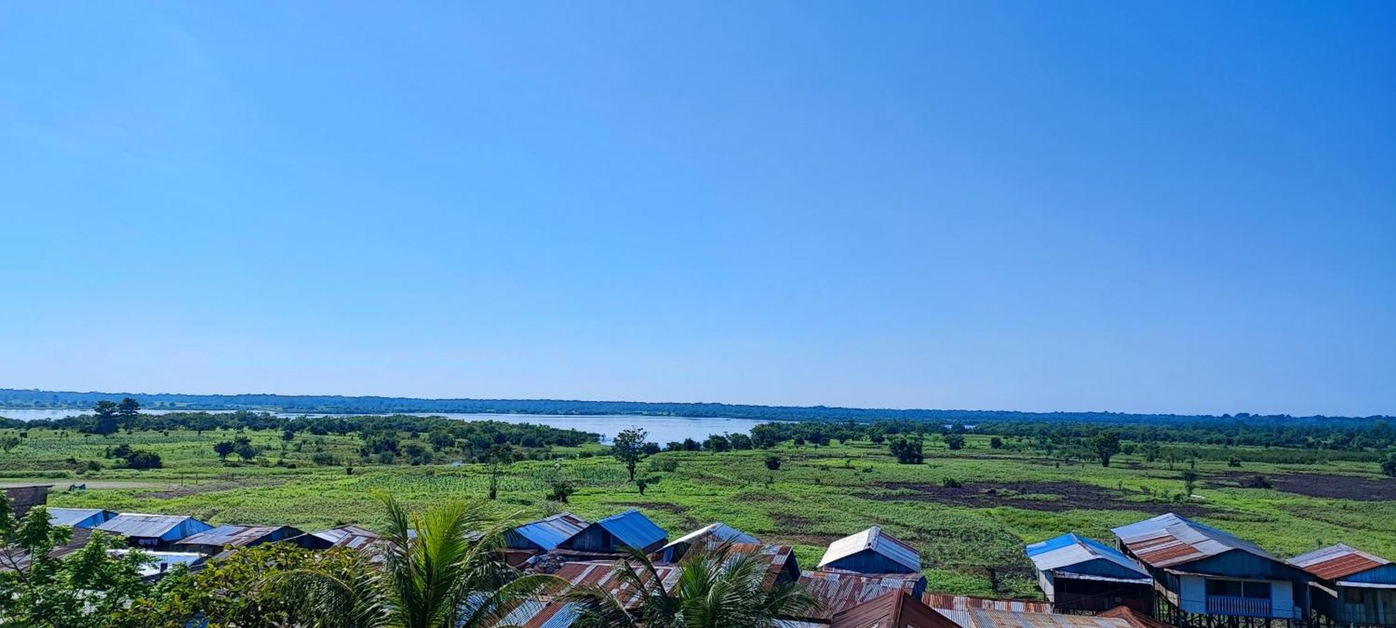 Flying Dog Hostel Iquitos Exterior foto