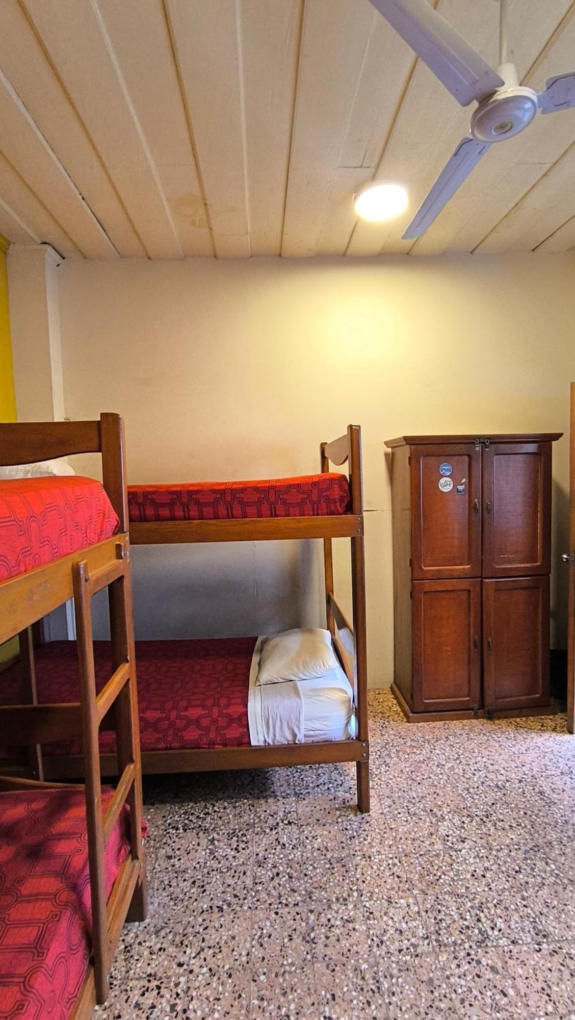 Flying Dog Hostel Iquitos Exterior foto